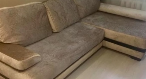 Перетяжка дивана на дому. Армянск