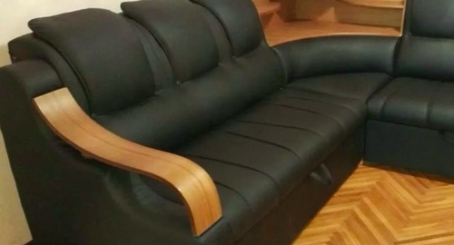 Перетяжка кожаного дивана. Армянск